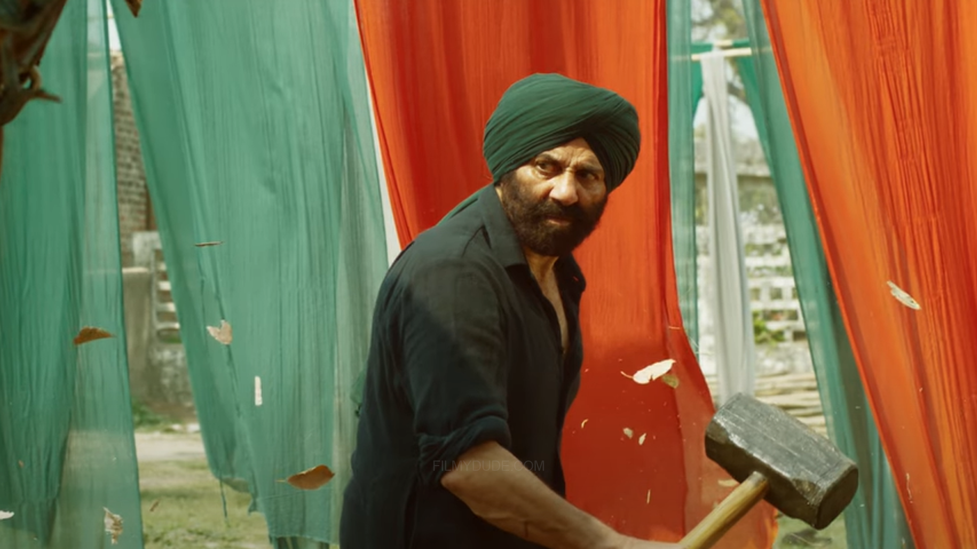 Gadar 2 Trailer- Sunny Deol Turns as Indian Thor To Save Son