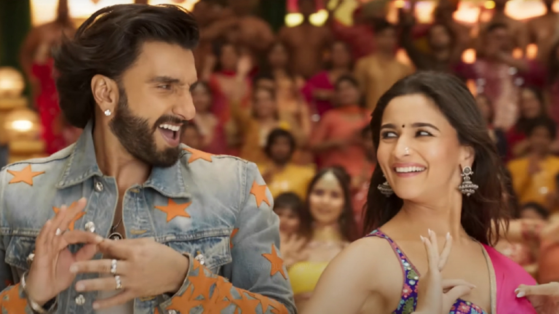 What Jhumka Song- Alia and Ranveer's Dance Party in Rocky Aur Rani New Song