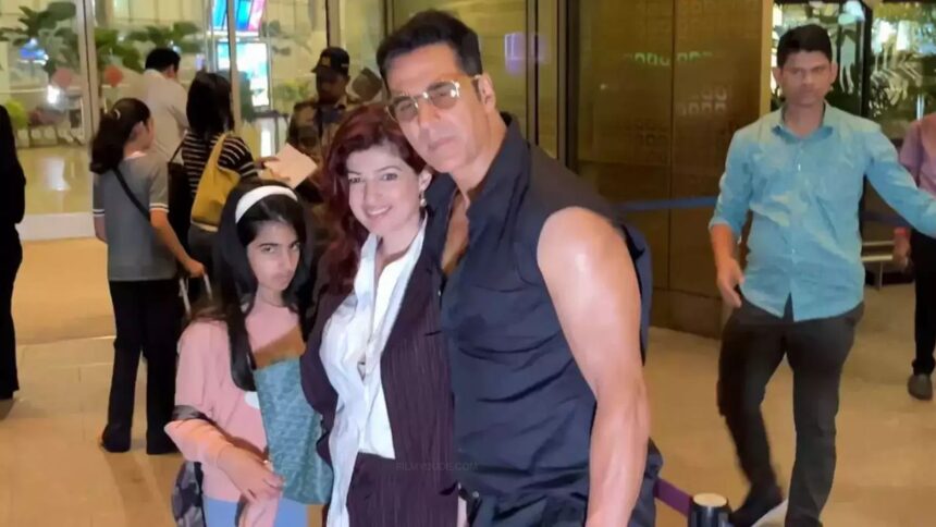Akshay as Protective Father on Vacation, akshay kumar,akshay kumar and twinkle khanna,akshay kumar daughter,twinkle khanna,akshay kumar daughter nitara,akshay kumar with son and daughter nitara,akshay kumar with wife and daughter,twinkle khanna with daghter nitara instagram,twinkle khanna and daughter nitara,akshay kumar with wife twinkle khanna,nitara shaved her father akshay kumar,akshay kumar with nitara,akshay kumar son aarav and daughter nitara,on airport with twinkle khanna
